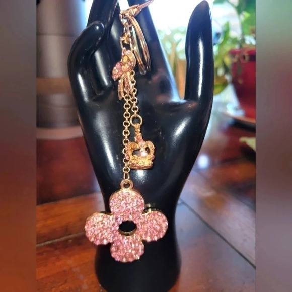 unbranded Handbags - Bag Charm of Pink Clover, crown, and bow